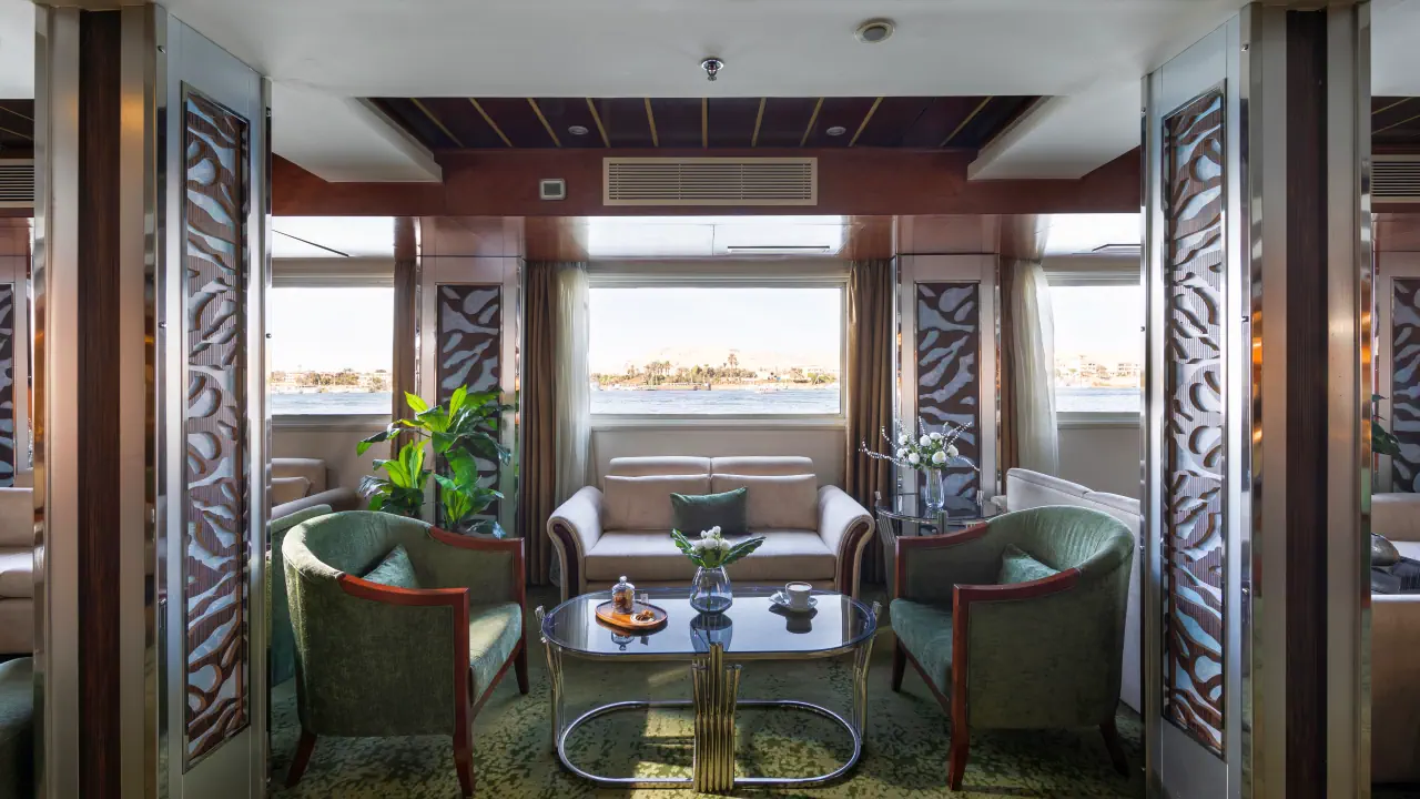 رحلة الباخرة إسميرالدا