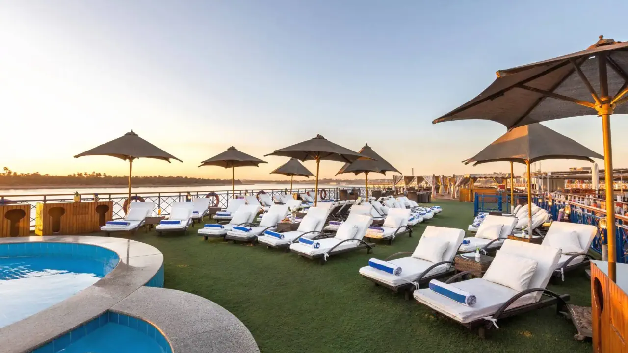 رحلة الباخرة إسميرالدا