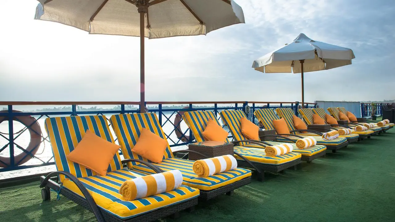 رحلة الباخرة إسميرالدا