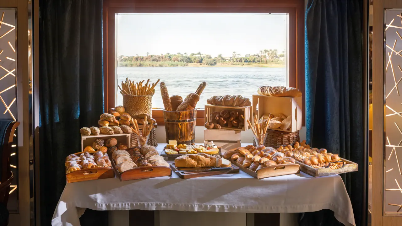 رحلة الباخرة إسميرالدا