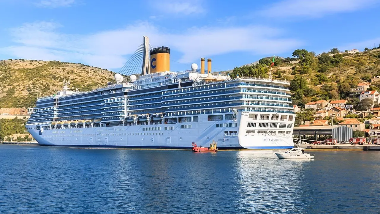 رحلة الباخرة ديليزيوسا