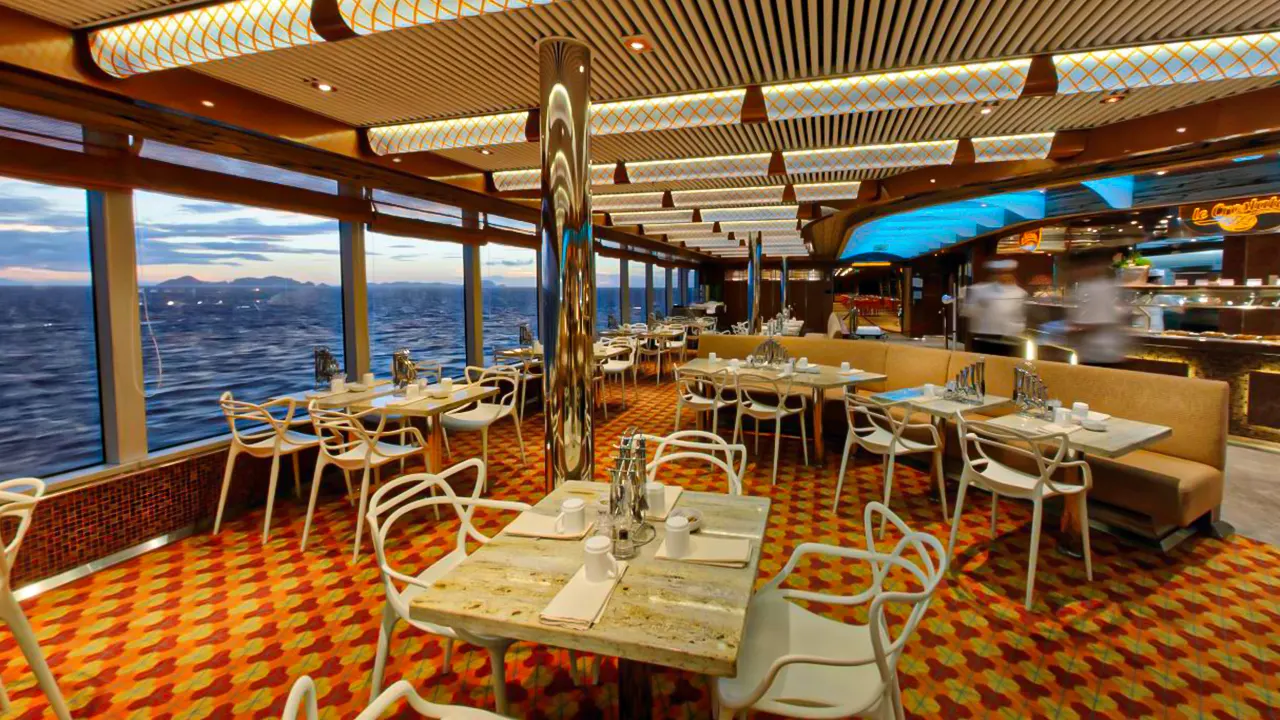 رحلة الباخرة دياديما