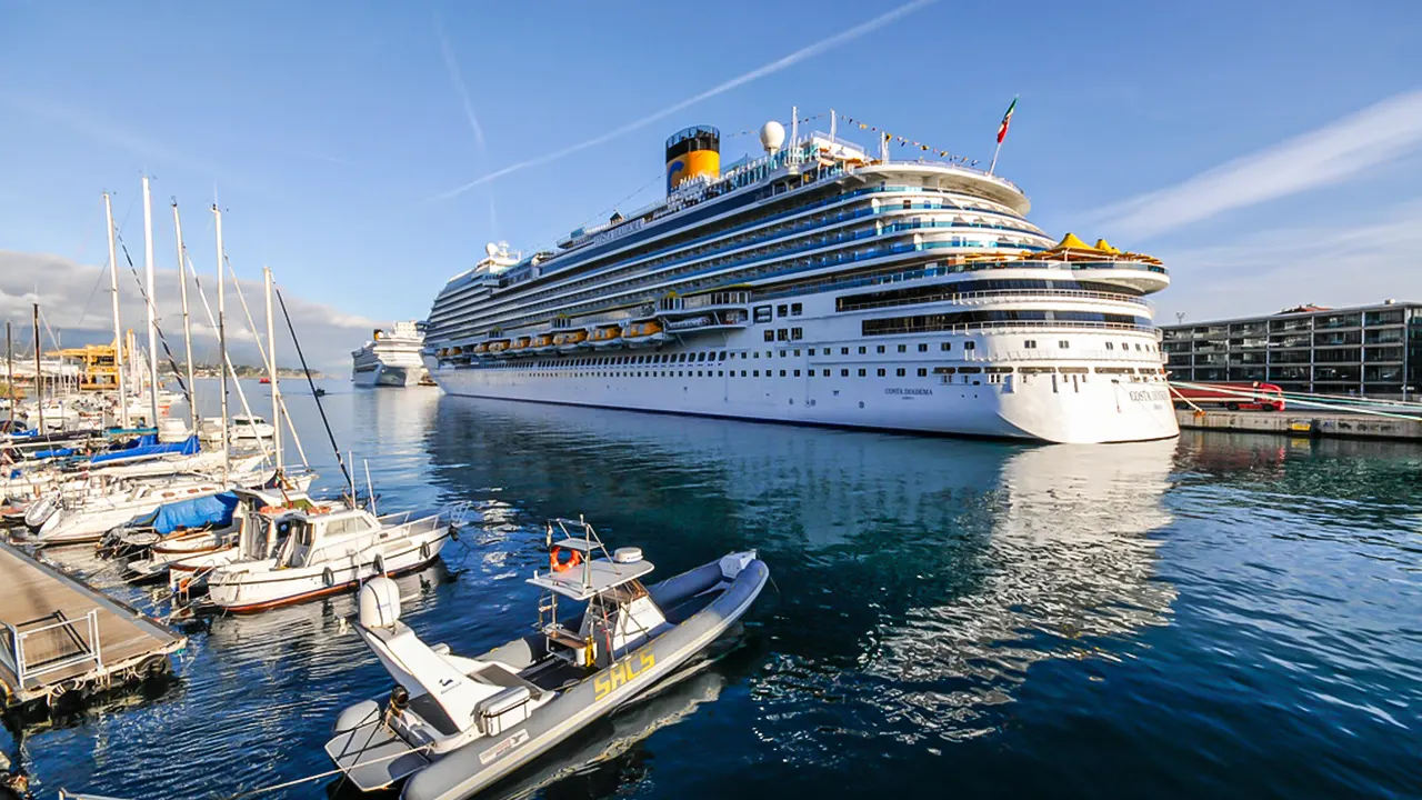 رحلة الباخرة دياديما