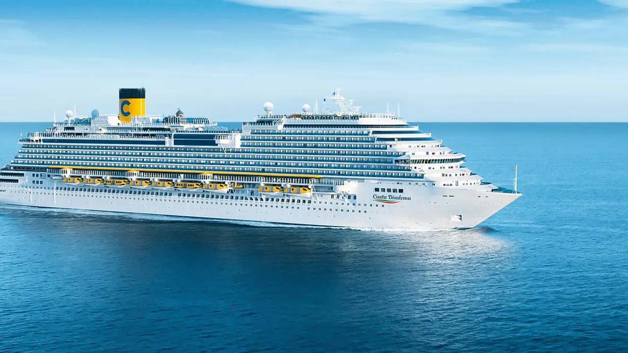 رحلة الباخرة دياديما