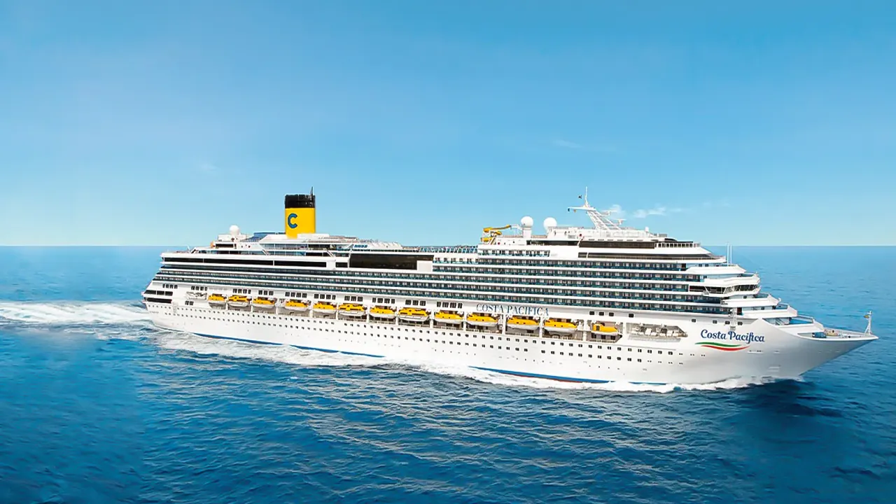 رحلة الباخرة باسيفيكا
