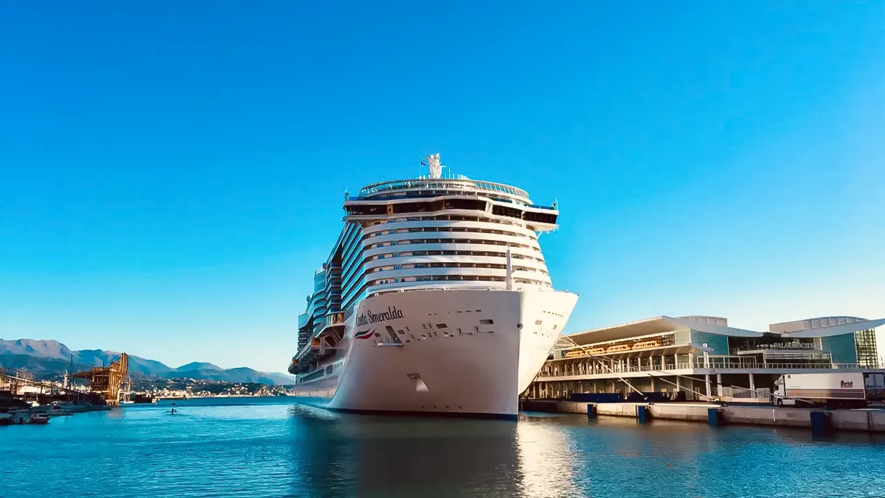 رحلة الباخرة سميرالدا 