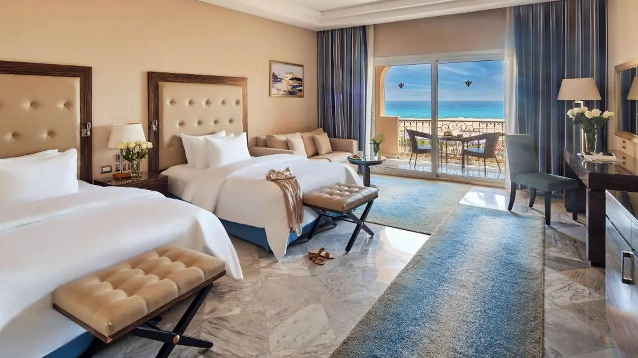 الفندق ريكسوس - العلمين